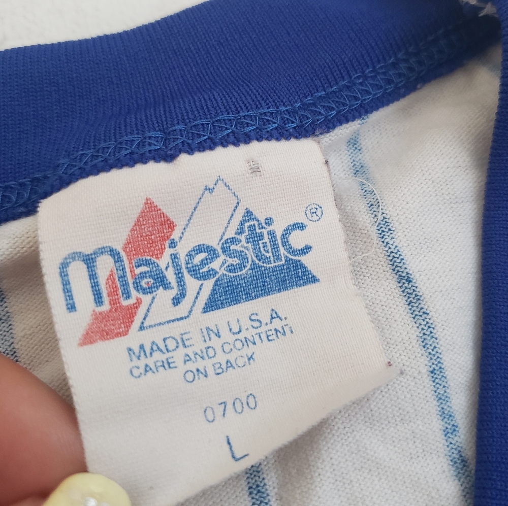 Vintage Chicago Cubs Majestic Jersey Tshirt - Picture 2 of 8